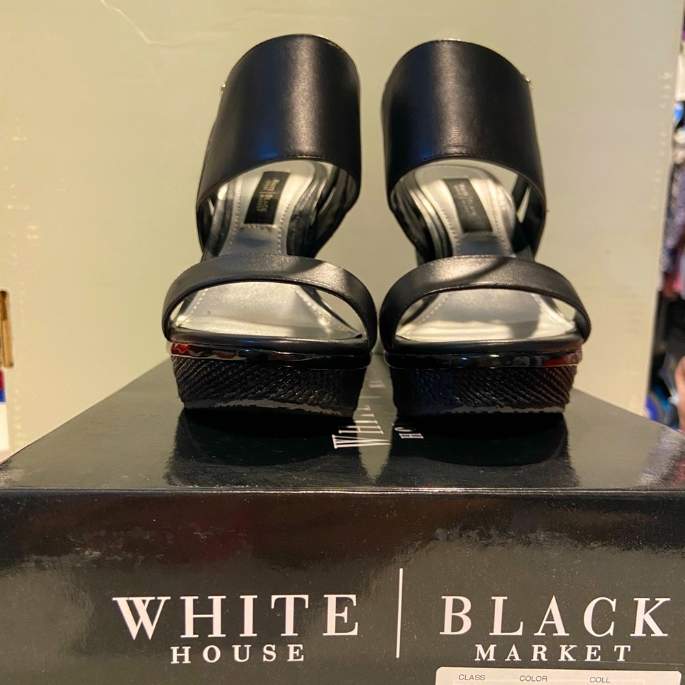 Whbm all black wedges size 6